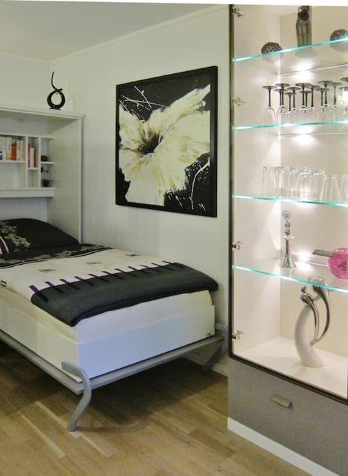 Modernes 1 Zimmer Luxusappartement Kleiner Roland Mit Parkplatz Und Balkon In Bremen Naehe Zentrum Екстер'єр фото