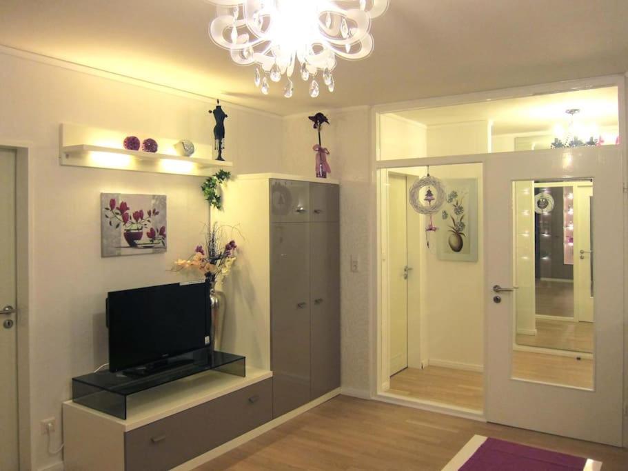 Modernes 1 Zimmer Luxusappartement Kleiner Roland Mit Parkplatz Und Balkon In Bremen Naehe Zentrum Екстер'єр фото
